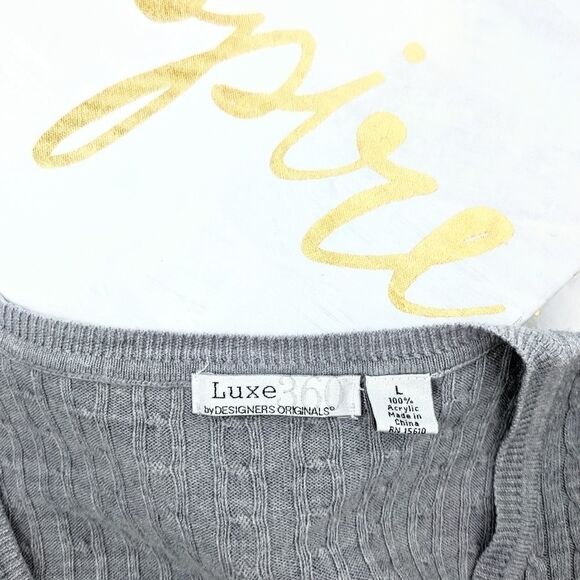 Luxe 360 Designer Originals Cableknit Sweater - Picture 7 of 7